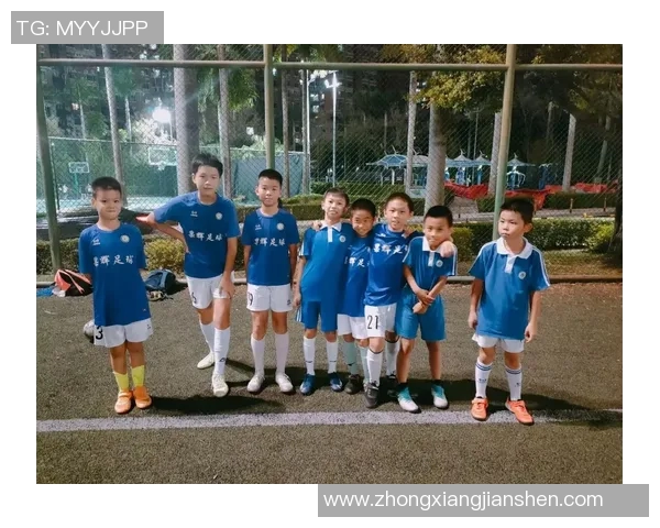 儿童足球明星成长之路全面训练计划助力未来足球之星